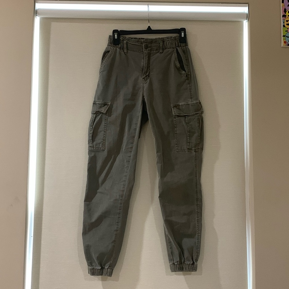 American Eagle Green Cargo Pants